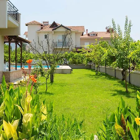 Erdem 4 Bedroom With Private Pool Βίλα *